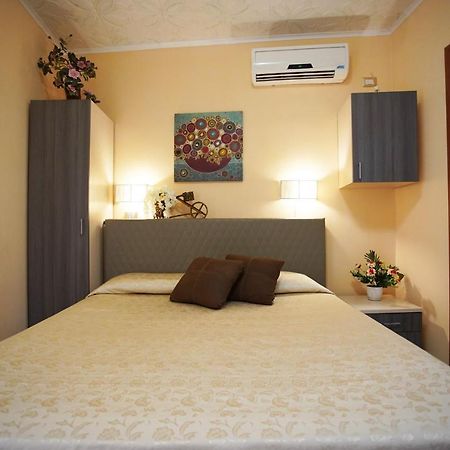 Golden Dreams B&B Реджо-ди-Калабрия Экстерьер фото