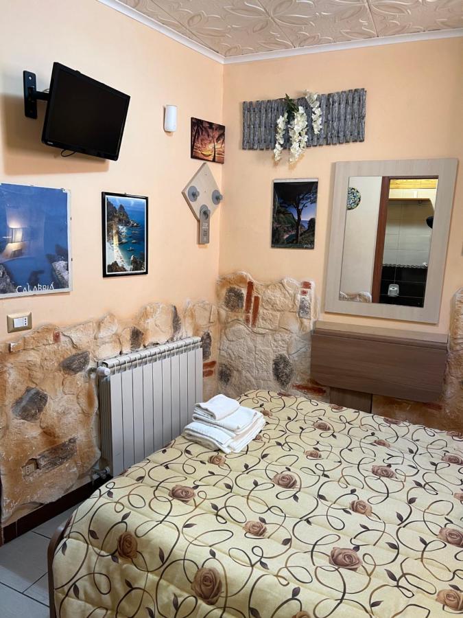 Golden Dreams B&B Реджо-ди-Калабрия Экстерьер фото