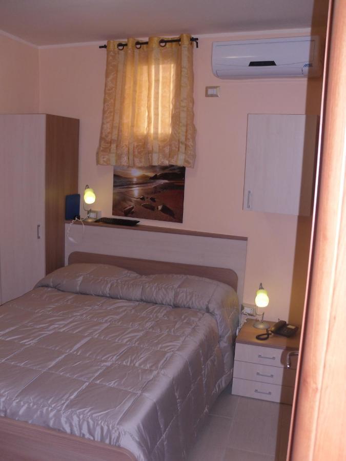 Golden Dreams B&B Реджо-ди-Калабрия Экстерьер фото